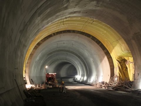 Tunnel Blanka - installing of grouting hose system, Prague. 